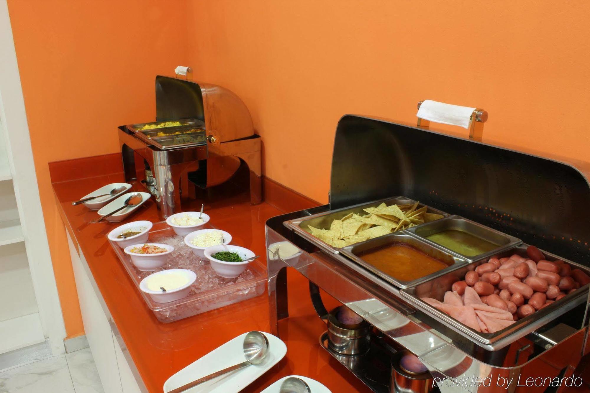 One Guadalajara Tapatio Hotel Tlaquepaque Екстериор снимка
