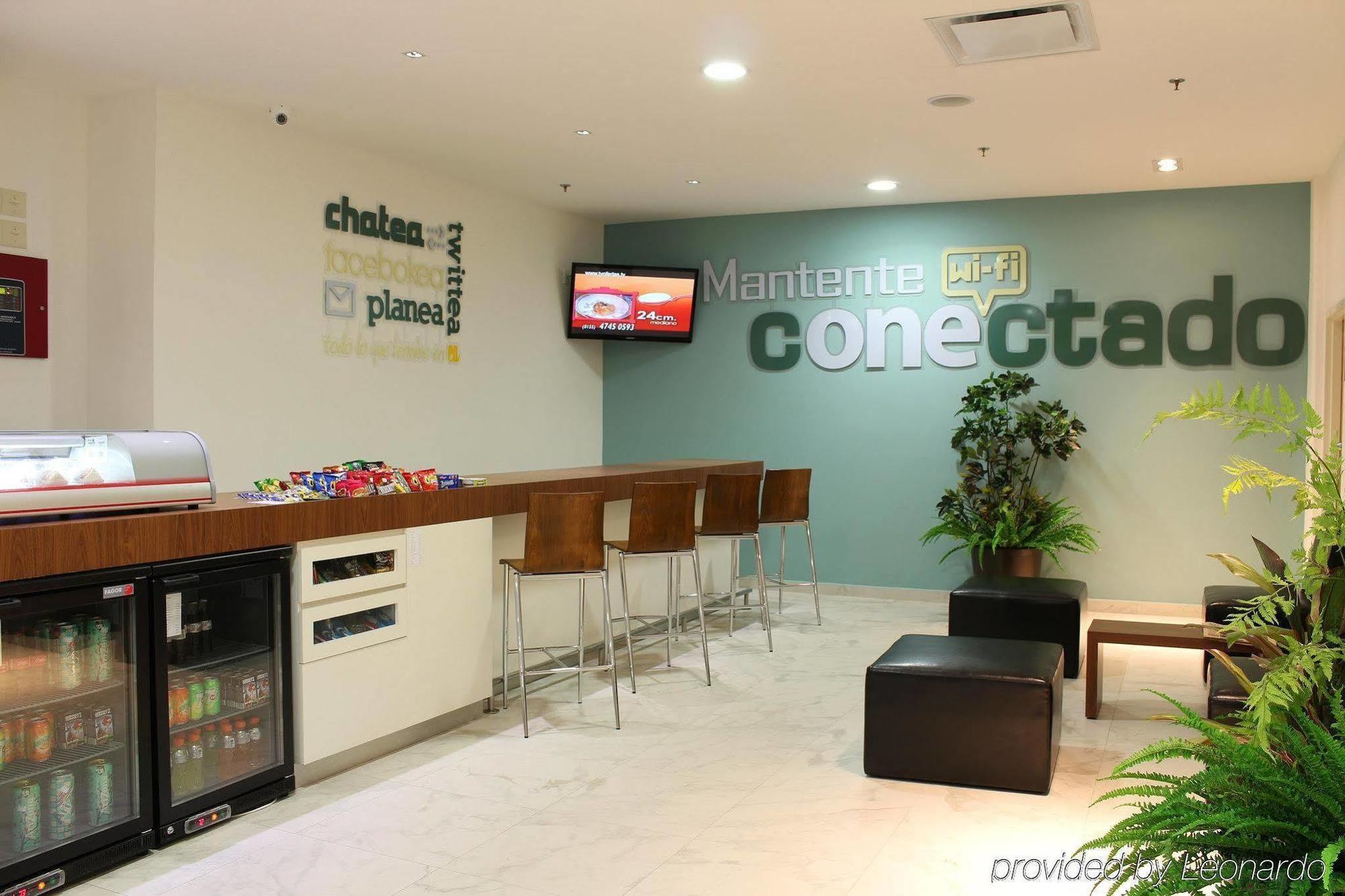 One Guadalajara Tapatio Hotel Tlaquepaque Интериор снимка